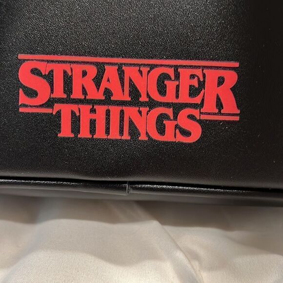Loungefly LE SC X Funko POP Stranger Things Demogorgon Mini Backpack & Pop!!🔥 - Picture 10 of 17